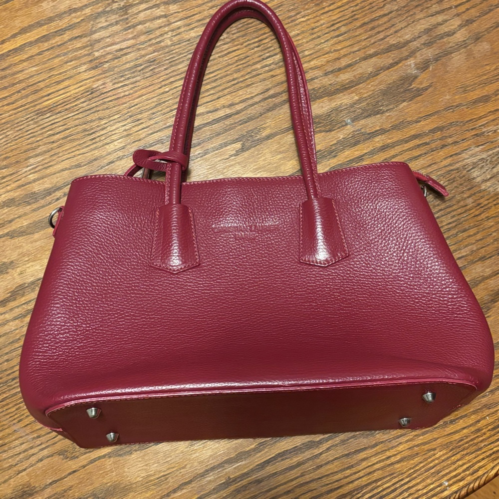 Christian Laurier Paris Pia Rouge Leather Purse